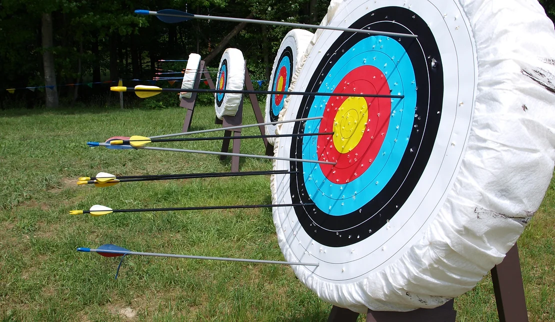 Archery arrow board